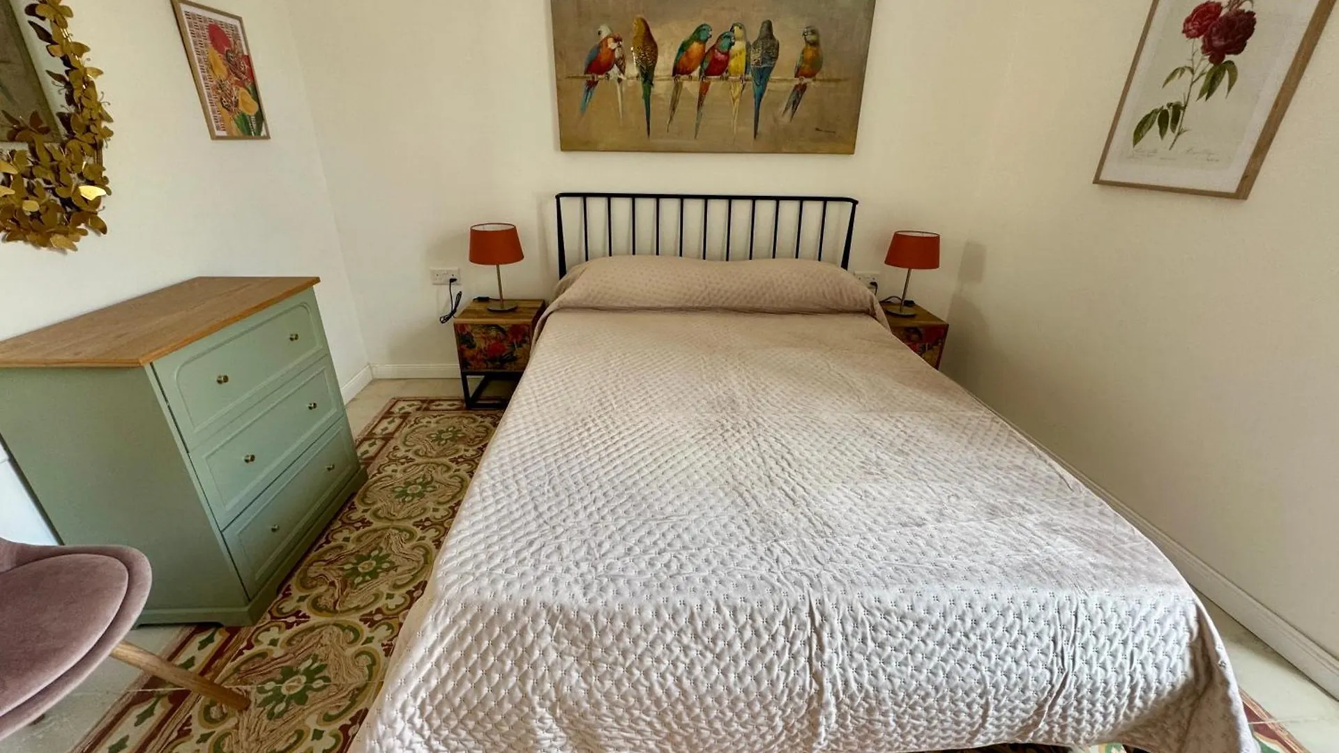 Stylish Boutique Duplex Apartment Home - Green - 2 Large Double Bedrooms With Ensuite Bathrooms Msida 0*,  Malta