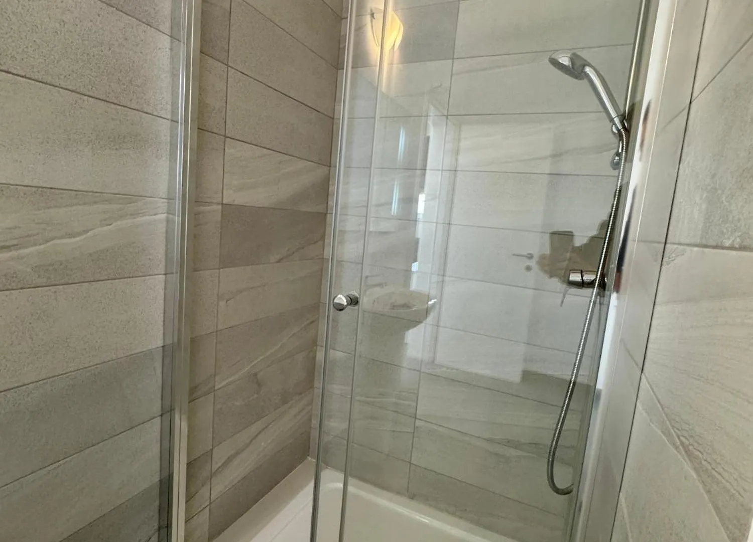 Stylish Boutique Duplex Apartment Home - Green - 2 Large Double Bedrooms With Ensuite Bathrooms Msida 0*,