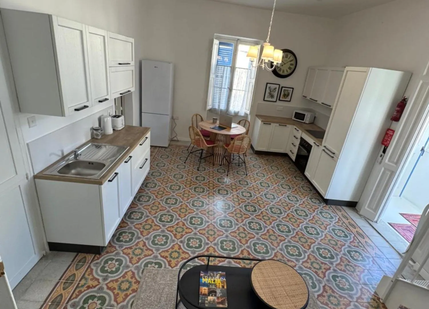 Stylish Boutique Duplex Apartment Home - Green - 2 Large Double Bedrooms With Ensuite Bathrooms Msida